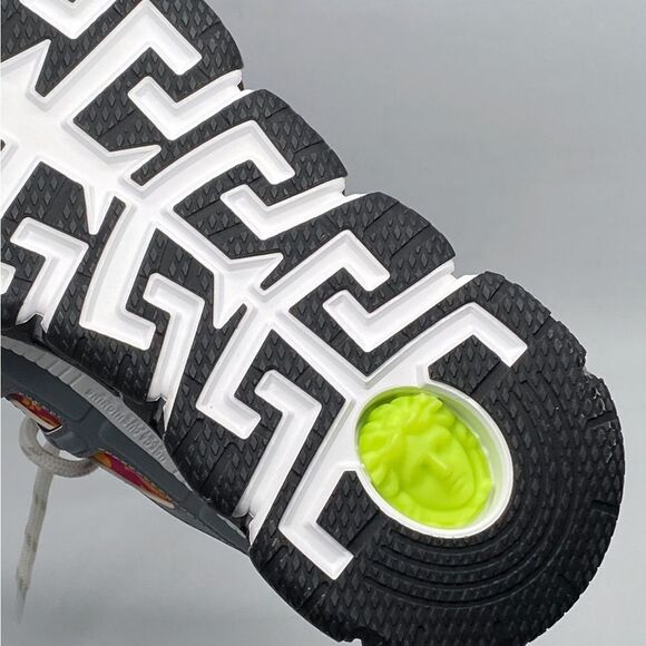 Versace Barocco Trigreca Sneakers size 40/US size 7 - Picture 16 of 16